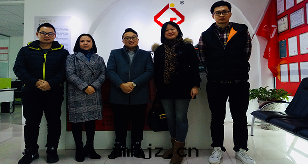 晨工实業集团(tuán)