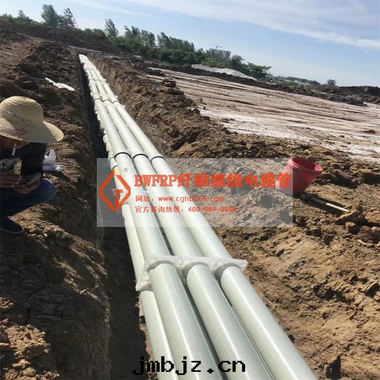 玻璃鋼(gāng)電(diàn)缆(lǎn)保護管