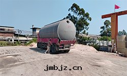 整體(tǐ)水(shuǐ)泥蓄水(shuǐ)池