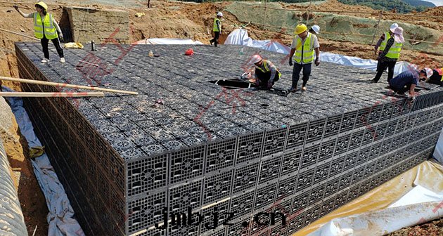 廠(chǎng)區(qū)初期(qī)雨(yǔ)水(shuǐ)彙水(shuǐ)面積的(de)确定(dìng)方法有(yǒu)哪些(xiē)？